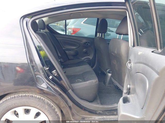 Продажа на аукционе авто 2018 Nissan Versa 1.6 S, vin: 3N1CN7AP5JL816745, номер лота: 44701027