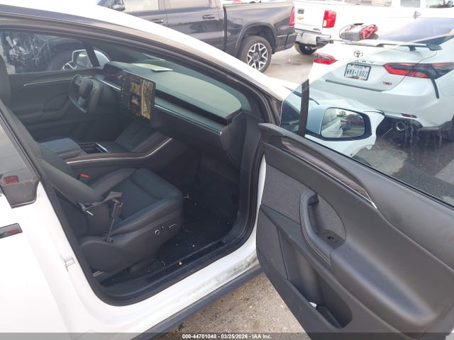 Продаж на аукціоні авто 2024 Tesla Model X Long Range, vin: 7SAXCBE58RF448784, номер лоту: 44701048