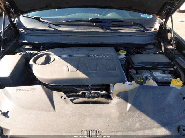 44701064 :رقم المزاد ، 1C4PJMDX1KD103594 vin ، 2019 Jeep Cherokee Limited 4x4 مزاد بيع