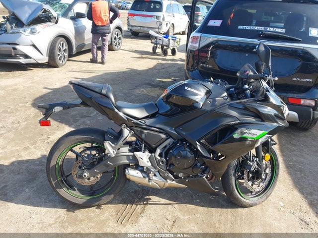 2025 Kawasaki Ex650 R მანქანა იყიდება აუქციონზე, vin: ML5EXER13SDAG6699, აუქციონის ნომერი: 44701080