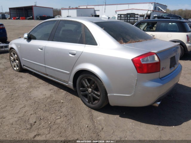 2004 AUDI S4 WAUPL68E34A156846 Photo 2