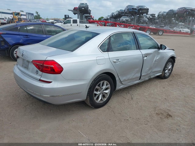 Продаж на аукціоні авто 2016 Volkswagen Passat 1.8t S, vin: 1VWAT7A34GC049737, номер лоту: 44701113