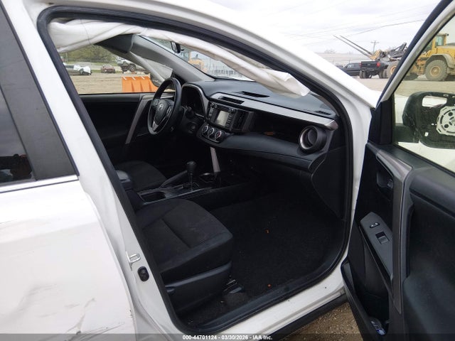 44701124 :رقم المزاد ، JTMZFREVXJJ739001 vin ، 2018 Toyota Rav4 Le مزاد بيع