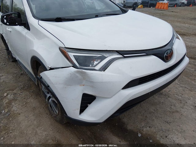 44701124 :رقم المزاد ، JTMZFREVXJJ739001 vin ، 2018 Toyota Rav4 Le مزاد بيع