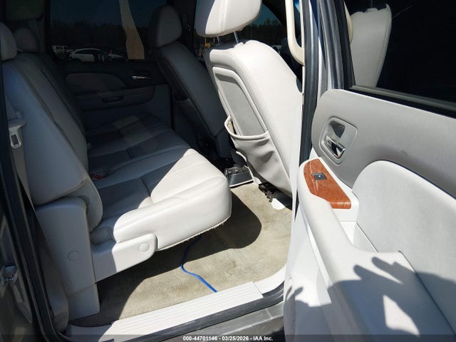 44701146 :رقم المزاد ، 1GTHK23608F180212 vin ، 2008 Gmc Sierra 2500hd Slt مزاد بيع