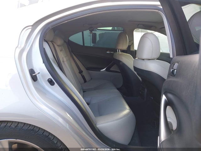 44701162 :رقم المزاد ، JTHBF5C24D5185095 vin ، 2013 Lexus Is 250 مزاد بيع
