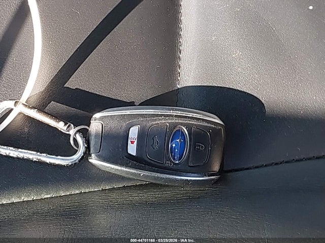 44701168 :رقم المزاد ، JF2GPALC2HH227694 vin ، 2017 Subaru Crosstrek 2.0i Limited مزاد بيع