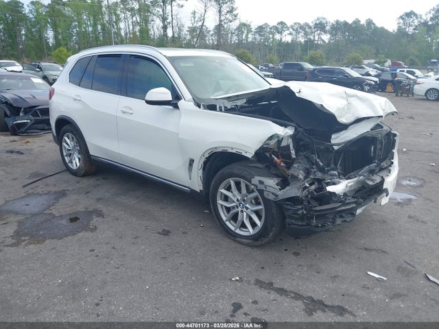 2020 BMW X5 5UXCR4C08L9D57496