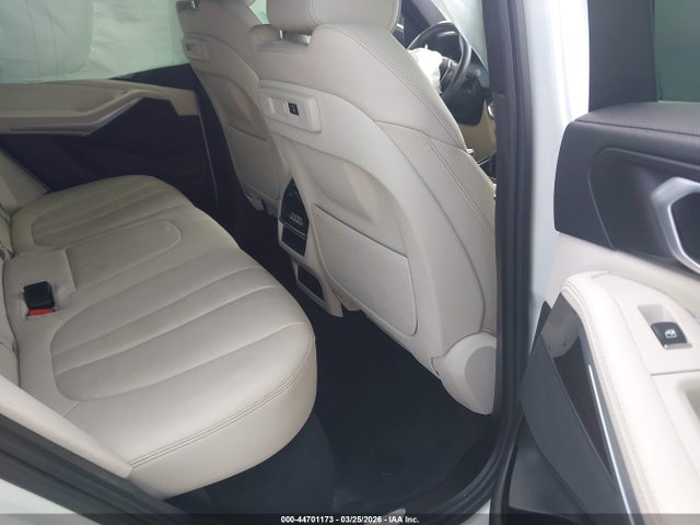 2020 BMW X5 5UXCR4C08L9D57496 Photo 7