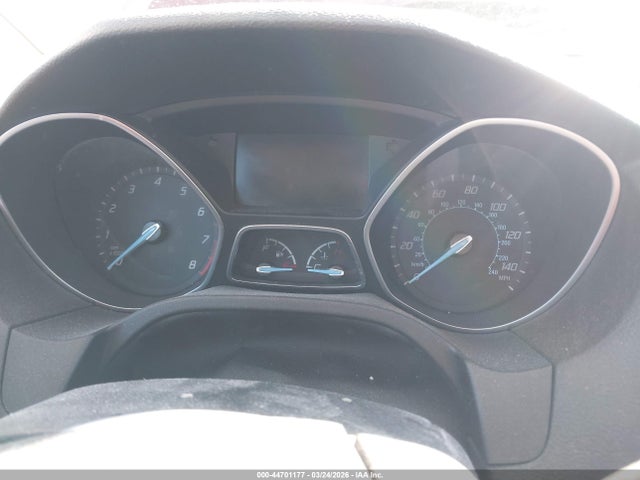 1FADP3F2XEL338279 Ford FOCUS SE