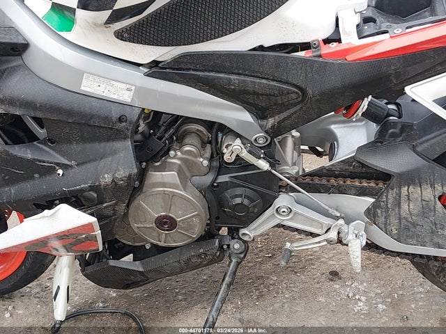 44701178 :رقم المزاد ، ZD4KSUR04RS000313 vin ، 2024 Aprilia Rs 660 Extrema مزاد بيع
