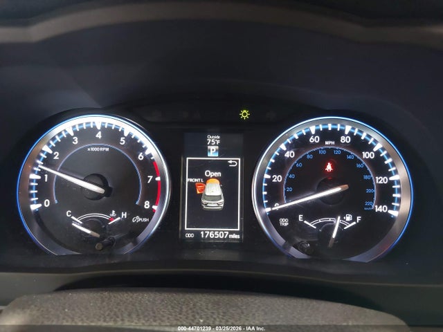 Продажа на аукционе авто 2015 Toyota Highlander Limited V6, vin: 5TDDKRFH5FS124297, номер лота: 44701239