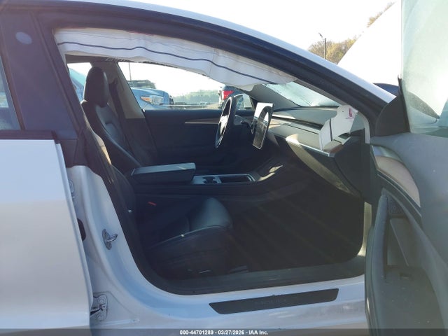 Продажа на аукционе авто 2023 Tesla Model 3 Rear-wheel Drive, vin: 5YJ3E1EA4PF652542, номер лота: 44701289