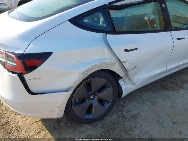 Продажа на аукционе авто 2023 Tesla Model 3 Rear-wheel Drive, vin: 5YJ3E1EA4PF652542, номер лота: 44701289