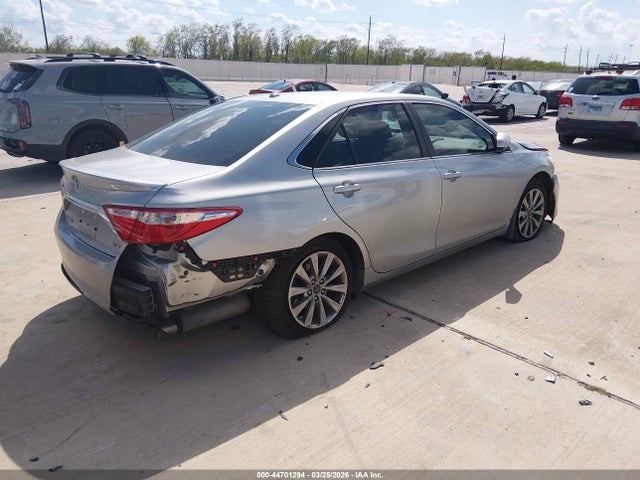Toyota CAMRY XLE 2017 4T1BF1FK2HU313363 Image 4