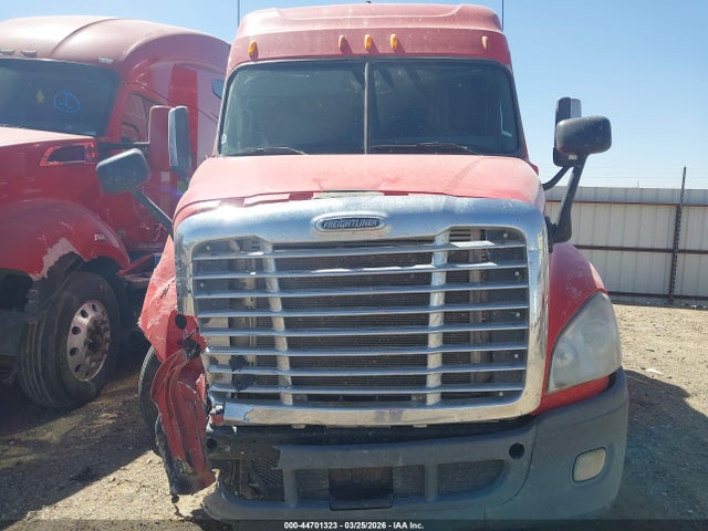 Продаж на аукціоні авто 2013 Freightliner Cascadia 125, vin: 1FUJGLDR3DLBZ4579, номер лоту: 44701323