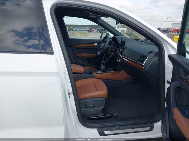 Aukcja sprzedaży 2024 Audi Q5 Premium Plus 40 Tfsi Quattro S Tronic, vin: WA1BBAFY6R2123559, numer aukcji: 44701333