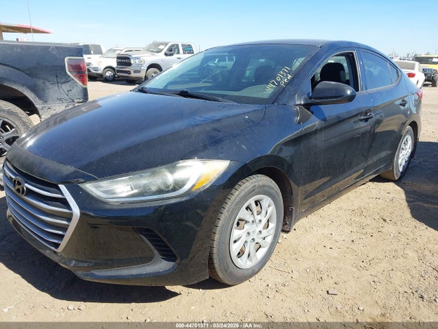 Hyundai ELANTRA SE 2018 KMHD74LF9JU609369 Image 2