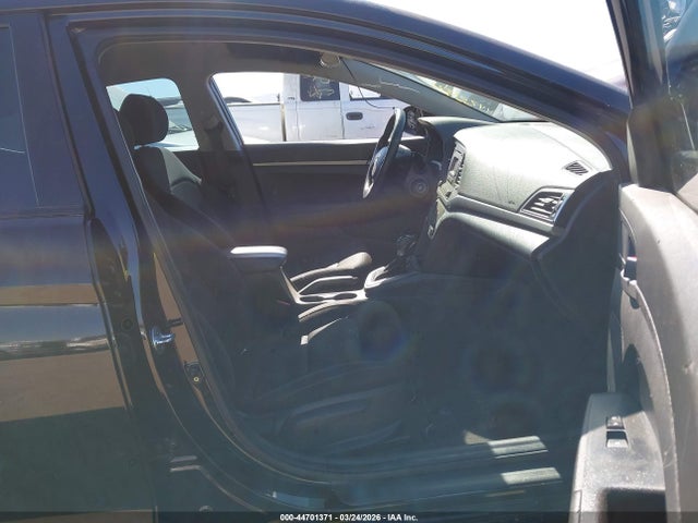 Hyundai ELANTRA SE 2018 KMHD74LF9JU609369 Image 5