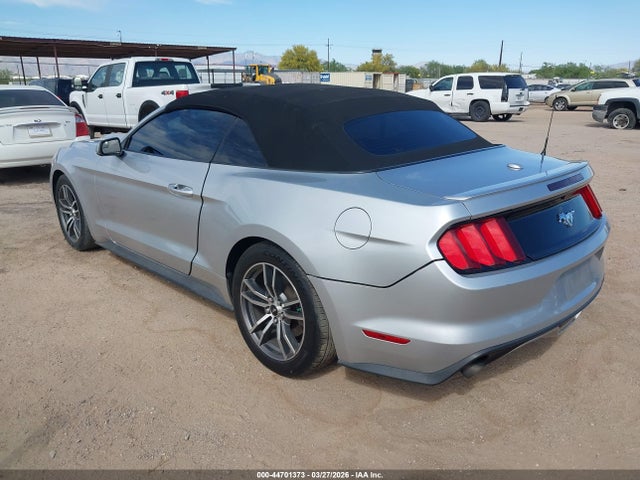 2016 FORD MUSTANG 1FATP8UH7G5291025 Photo 2