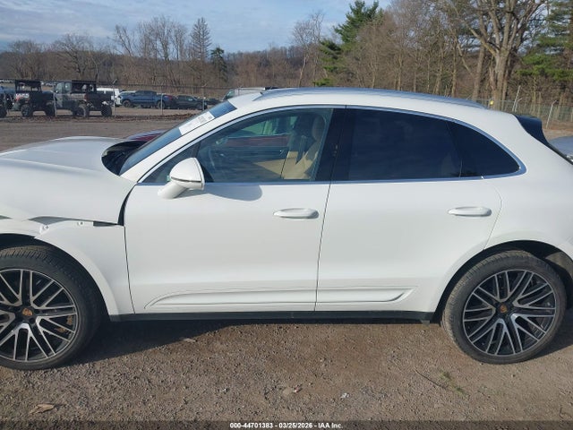 WP1AA2A56RLB13582 Porsche Macan T