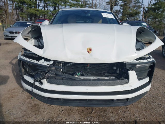 WP1AA2A56RLB13582 Porsche Macan T