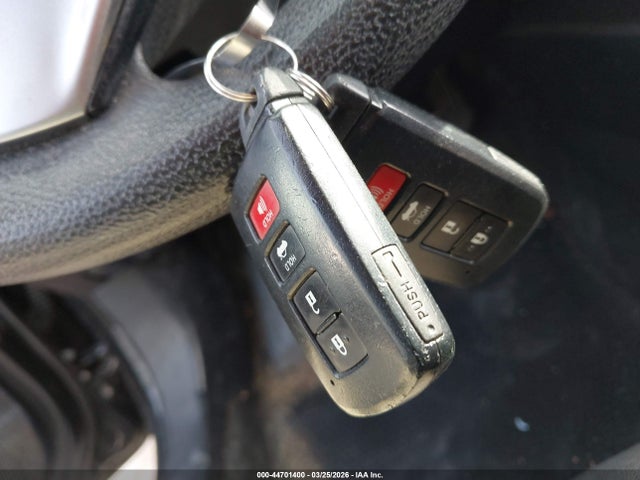 Продажа на аукционе авто 2015 Toyota Corolla Le Premium, vin: 2T1BURHEXFC249969, номер лота: 44701400