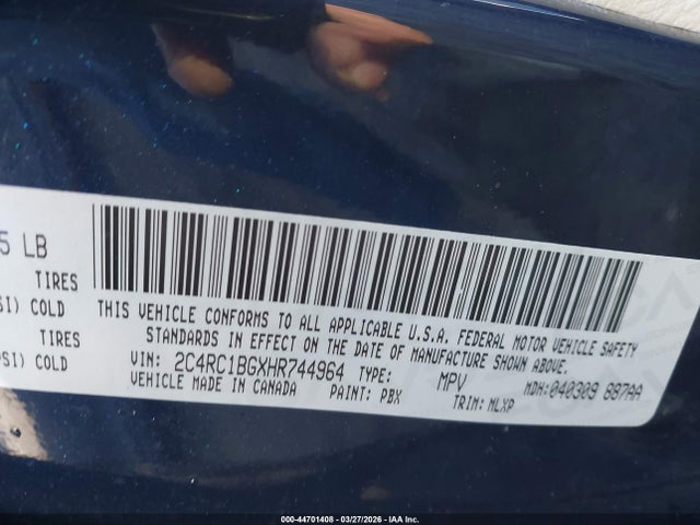 Продаж на аукціоні авто 2017 Chrysler Pacifica Touring-l, vin: 2C4RC1BGXHR744964, номер лоту: 44701408