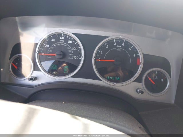 44701421 :رقم المزاد ، 1J8FF48W38D598011 vin ، 2008 Jeep Patriot Limited مزاد بيع
