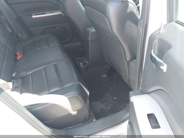 44701421 :رقم المزاد ، 1J8FF48W38D598011 vin ، 2008 Jeep Patriot Limited مزاد بيع