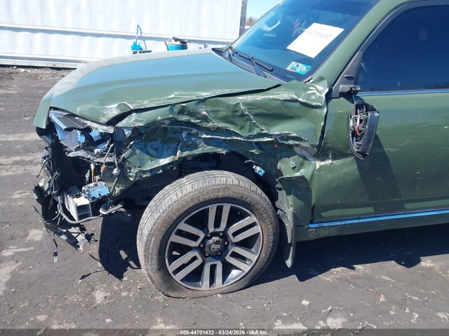 Продаж на аукціоні авто 2022 Toyota 4runner Limited, vin: JTEKU5JR4N6042419, номер лоту: 44701432