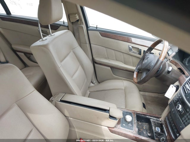 2010 MERCEDES-BENZ E 350 WDDHF8HB8AA177547 Photo 4
