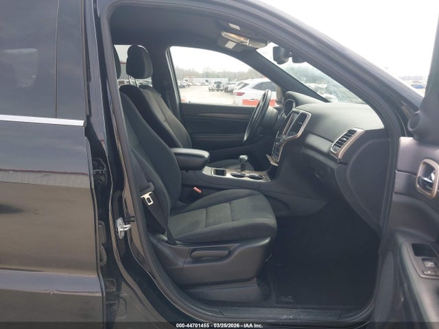 44701455 :رقم المزاد ، 1C4RJFAG4FC208960 vin ، 2015 Jeep Grand Cherokee Laredo مزاد بيع