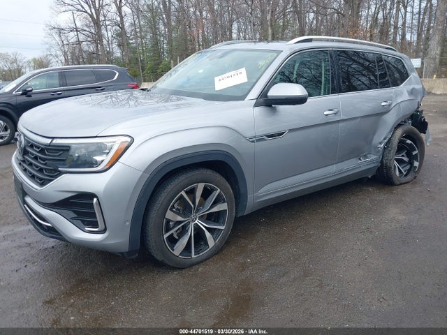 Продажа на аукционе авто 2024 Volkswagen Atlas 2.0t Sel Premium R-line, vin: 1V2FR2CA6RC608860, номер лота: 44701519