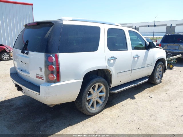 2009 Gmc Yukon Denali მანქანა იყიდება აუქციონზე, vin: 1GKFK03249R271366, აუქციონის ნომერი: 44701520