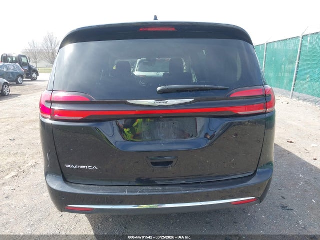 Продажа на аукционе авто 2024 Chrysler Pacifica Touring L, vin: 2C4RC1BG2RR139595, номер лота: 44701542
