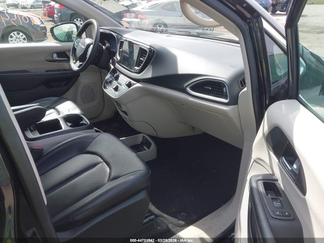 2024 CHRYSLER PACIFICA 2C4RC1BG2RR139595 Photo 4