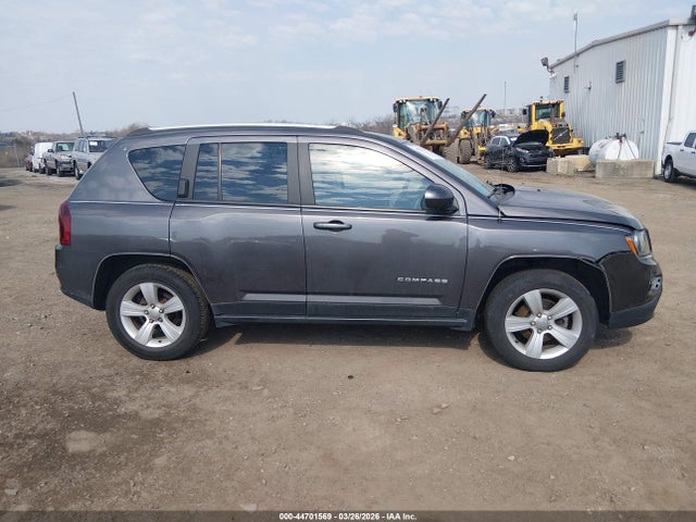 Jeep Compass Latitude 4x4 2017 1C4NJDEB4HD170337 Image 14