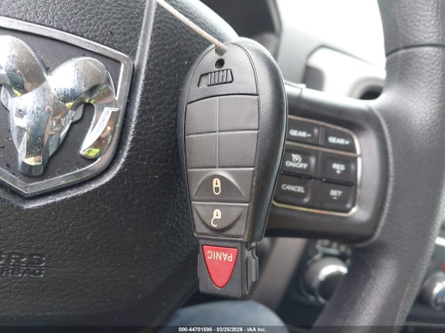 44701598 :رقم المزاد ، 3C6JR6DT0GG343471 vin ، 2016 Ram 1500 Tradesman مزاد بيع