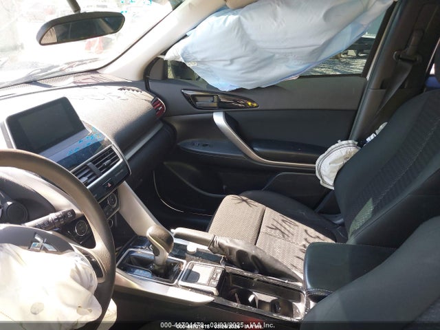Продаж на аукціоні авто 2018 Mitsubishi Eclipse Cross Le, vin: JA4AT4AA7JZ070340, номер лоту: 44701618