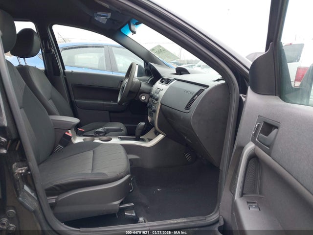 Auction sale of the 2010 Ford Focus Se, vin: 1FAHP3FN8AW238069, lot number: 44701621