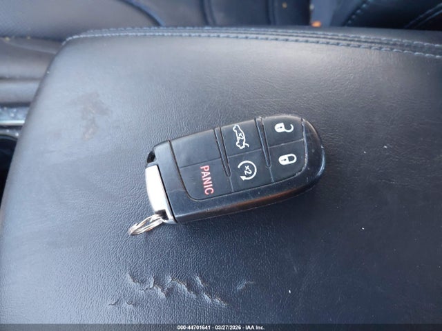 Продажа на аукционе авто 2015 Chrysler 200 S, vin: 1C3CCCDG3FN632150, номер лота: 44701641