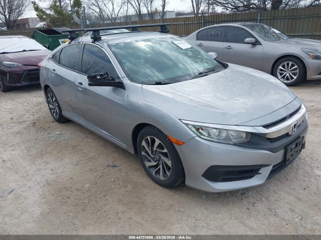 Продажа на аукционе авто 2017 Honda Civic Ex, vin: 19XFC2F78HE014927, номер лота: 44701698
