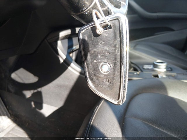 2017 BMW X1 WBXHT3C38H5F77204 Photo 10