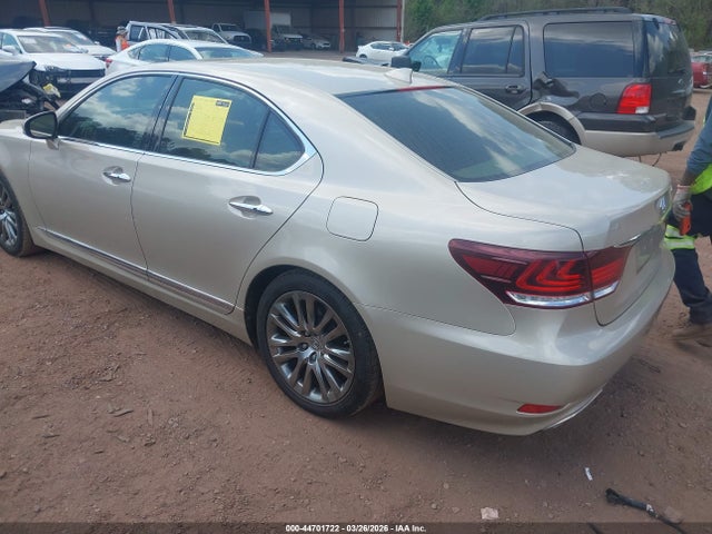 44701722 :رقم المزاد ، JTHBL5EF7G5139984 vin ، 2016 Lexus Ls 460 مزاد بيع