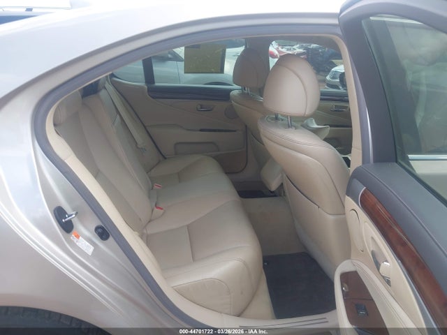44701722 :رقم المزاد ، JTHBL5EF7G5139984 vin ، 2016 Lexus Ls 460 مزاد بيع