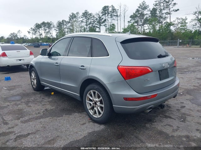 2010 AUDI Q5 WA1LKBFPXAA111961 Photo 2