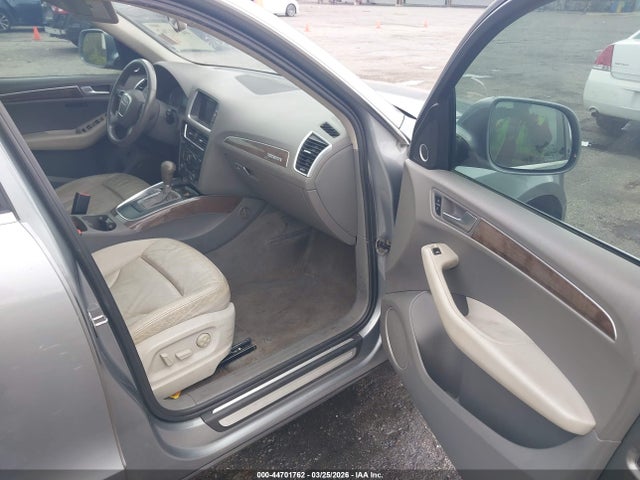 2010 AUDI Q5 WA1LKBFPXAA111961 Photo 4