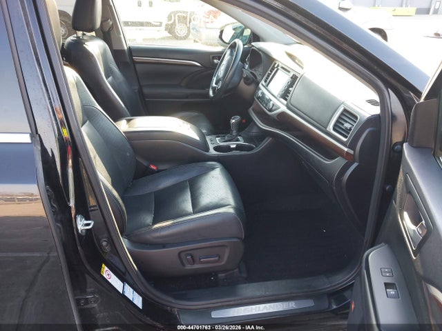 Toyota Highlander Limited 2016 5TDDKRFHXGS330197 Image 5