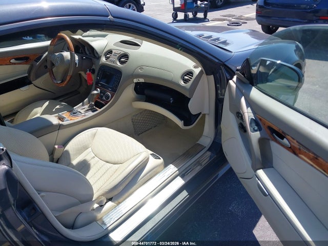 2009 MERCEDES-BENZ SL 550 WDBSK71F49F155044 Photo 4